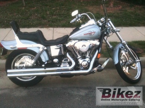 1999 Harley-Davidson FXDWG Dyna Wide Glide photo